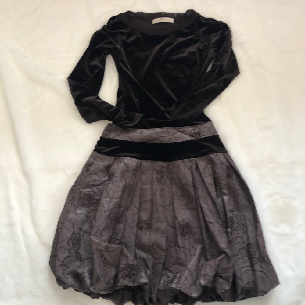 J.K. Collection velour matching top & skirt set size 10